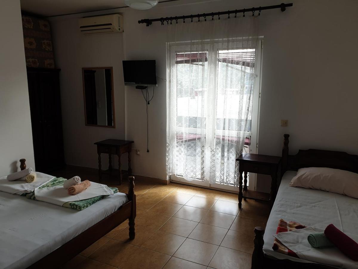 סוטומורה Apartments Regina מראה חיצוני תמונה