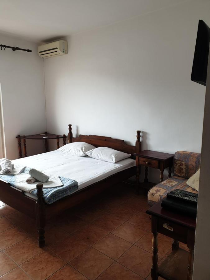 סוטומורה Apartments Regina מראה חיצוני תמונה