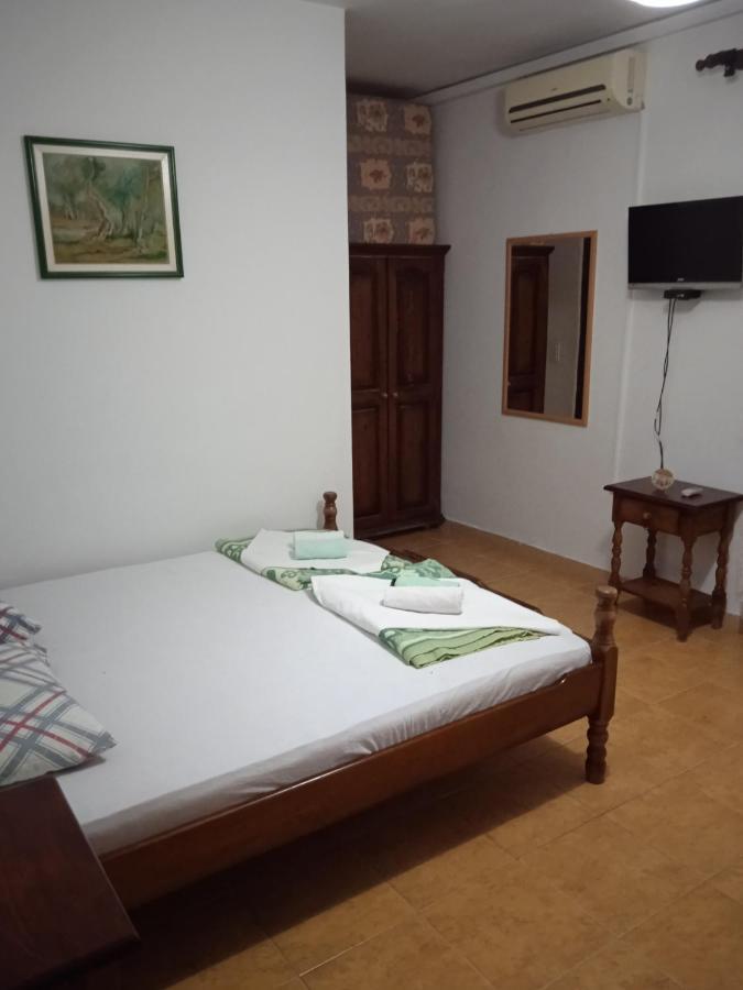 סוטומורה Apartments Regina מראה חיצוני תמונה