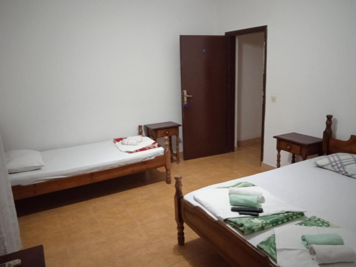 סוטומורה Apartments Regina מראה חיצוני תמונה