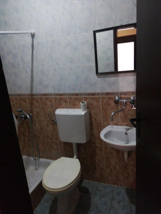 סוטומורה Apartments Regina מראה חיצוני תמונה